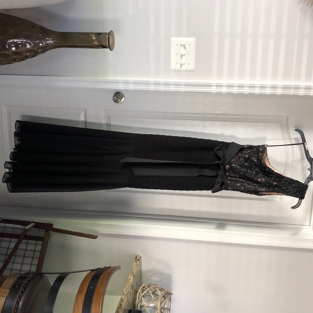 Black and gold Cache dress - Picture 2 of 8